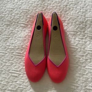 Rothys Tropical Pink Flats size 12.